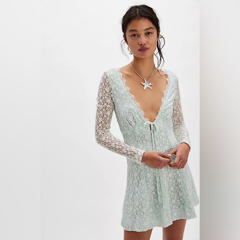 💫Free People Petra Mini Dress